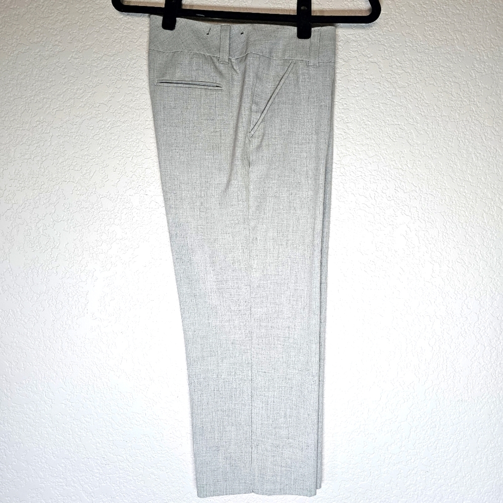 Daisy Fuentes Women’s Gray Heather City Capri Pants Size 6